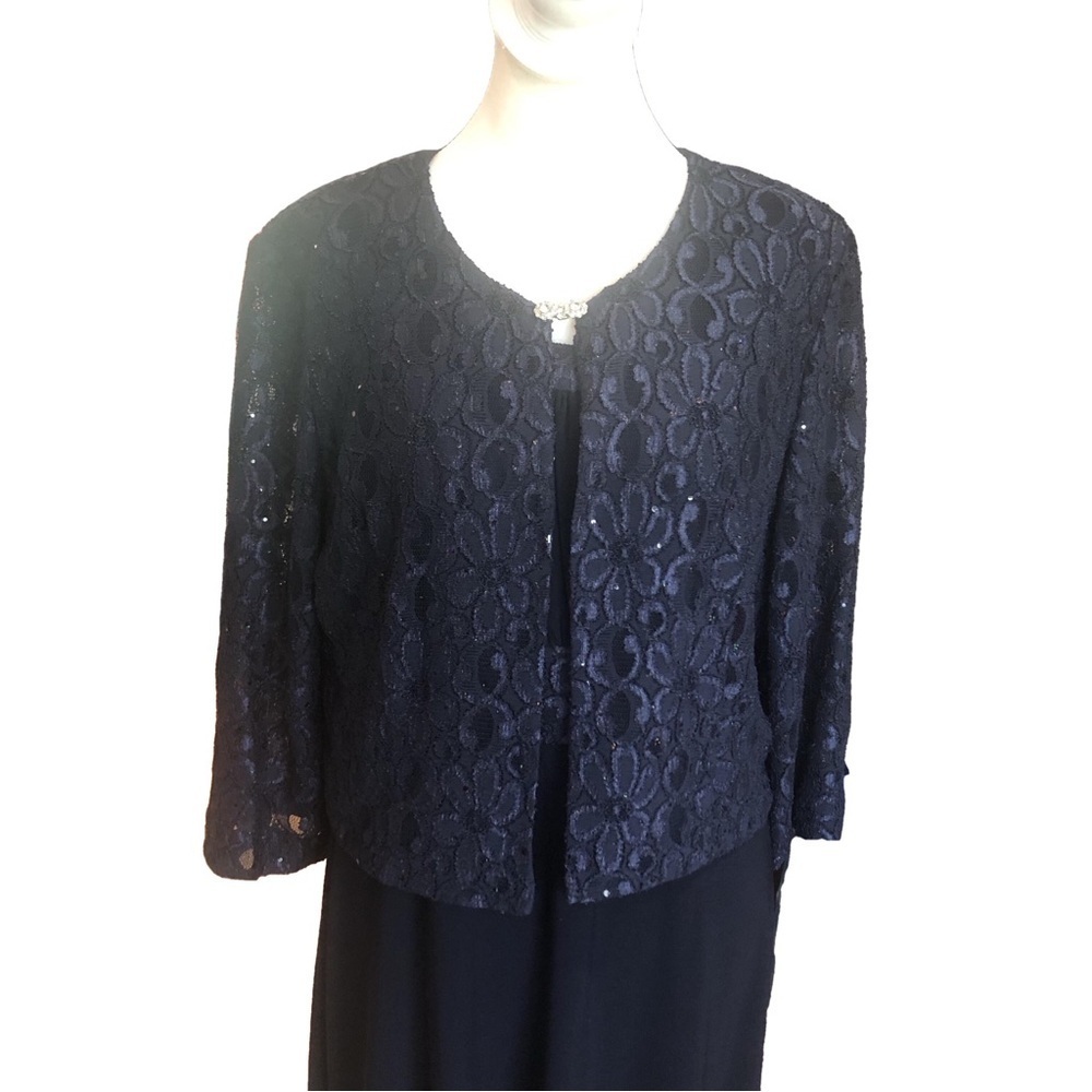 Jessica Howard Size 12 two piece cocktail dress. Navy blue lace sequins midi